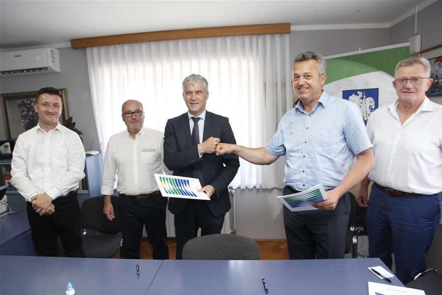 potpisivanje (4).JPG