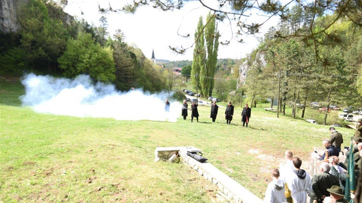 hodočašće lobor 3.jpg