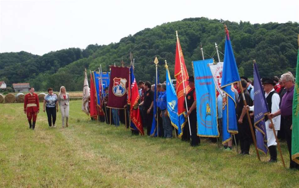 kuburaši pregrada.jpg