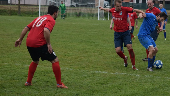 web nogomet 2. žnl 1. kolo .JPG