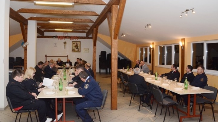 skuptšina sveti matej.jpg