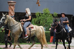 Petnaest konjanika peti put na zajedničkom jahanju tuheljskim krajobrazima