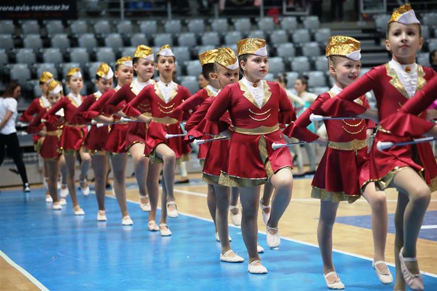 Stubičke mažoretkinje Shelly