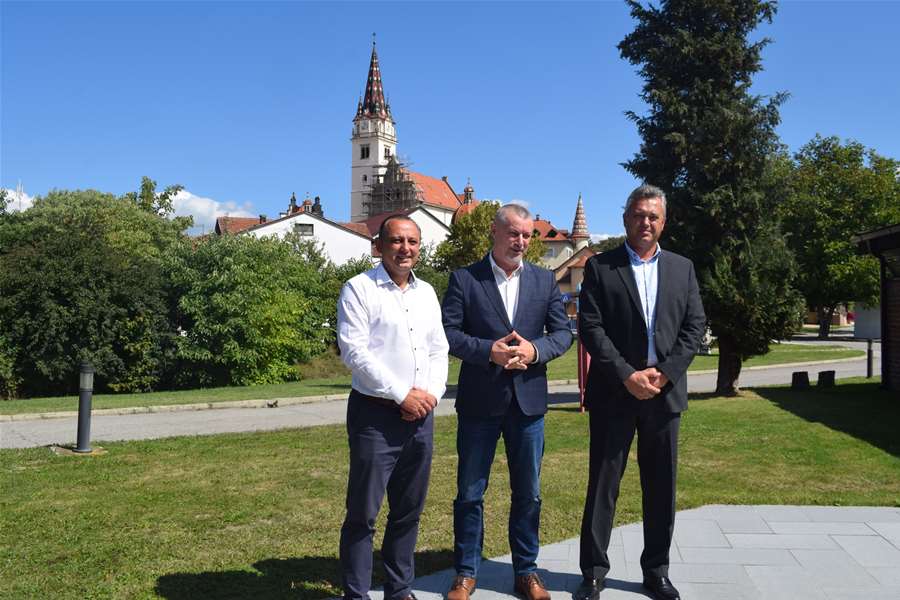 Krenuli radovi na kanalizacijskoj mreži u Mariji Bistrici vrijednosti oko 30 mil. kuna2.JPG