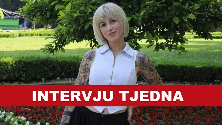 stela.jpg