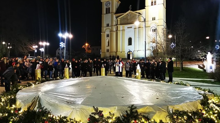 božić u pregradi.jpg