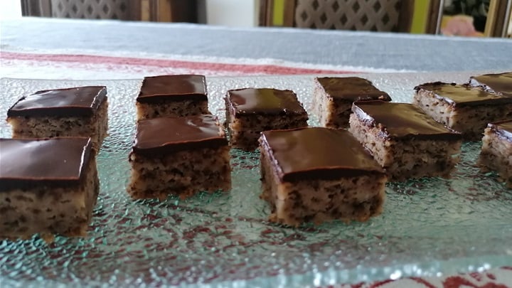 kolač od jabuka1.jpg