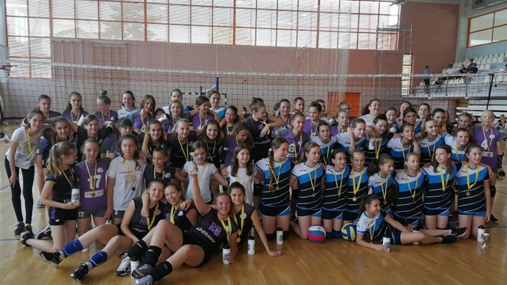 odbojka smanjeno glavna.jpg