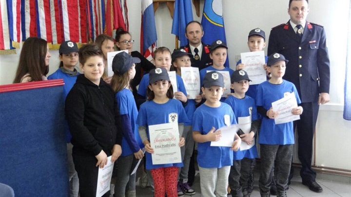 dvd prišlin hum glavna.jpg