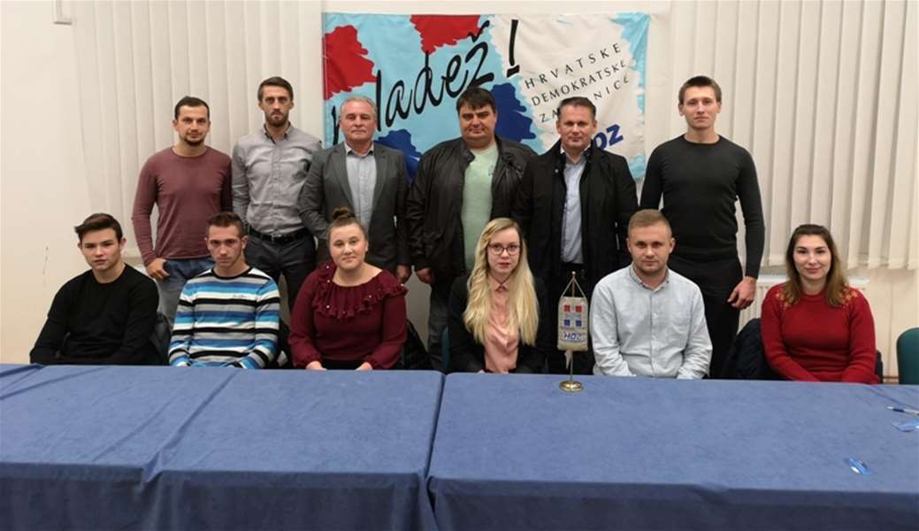 mladež hdz-a sveti križ začretje.jpg