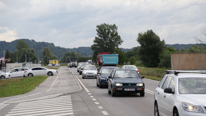 automobili.jpg