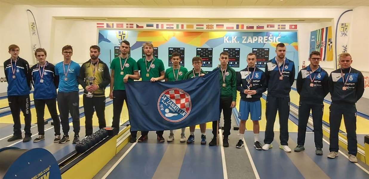 SPORT 28.1._KUGLANJE EKIPNO PH JUNIORI.jpg