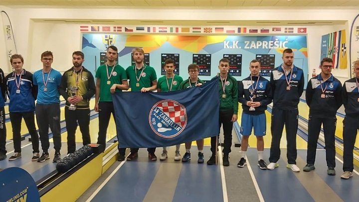 SPORT 28.1._KUGLANJE EKIPNO PH JUNIORI.jpg