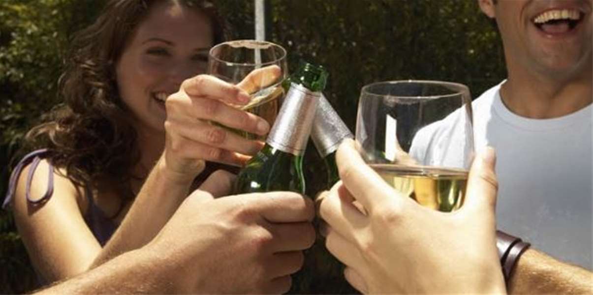 tinejdžeri i alkohol.JPG