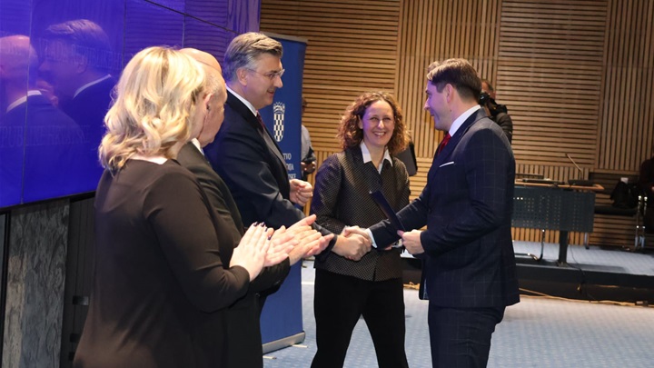 pregrada ugvoor1.jpg