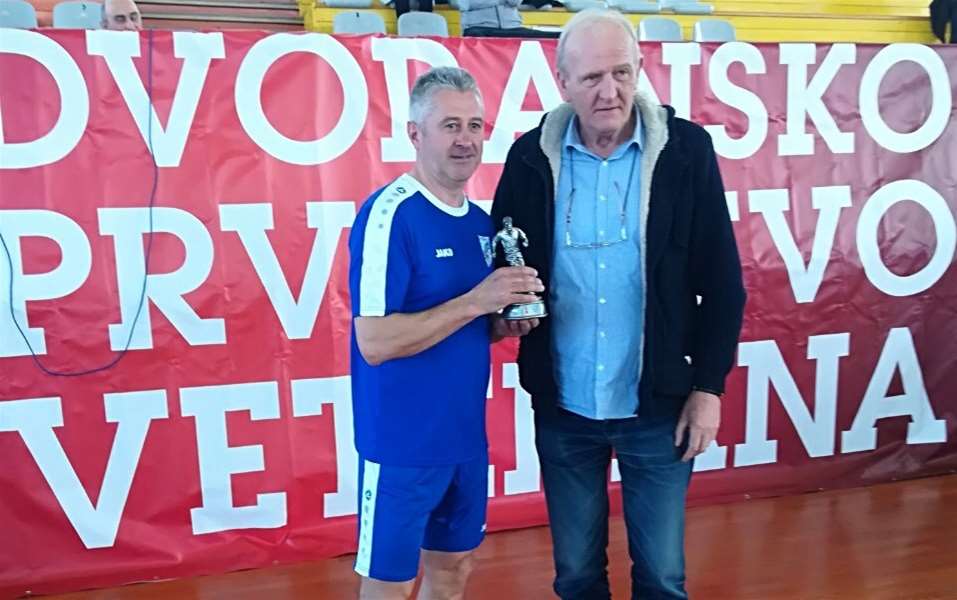 Alen Ferček primio je nagradu za najboljeg igrača prvenstva