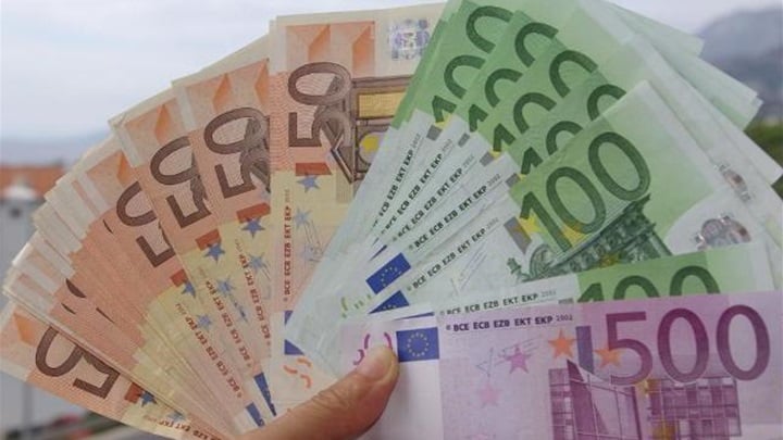 euro-cash-005.jpg