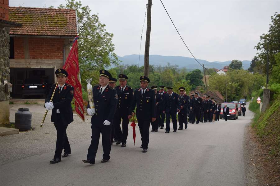 Vatrogasci VZO Marija Bistrica obilježili sv. Florijana2.JPG