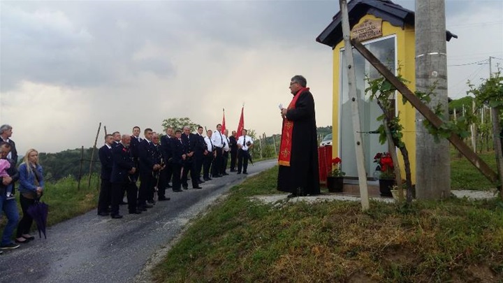 kapelica slavka večerića.jpg