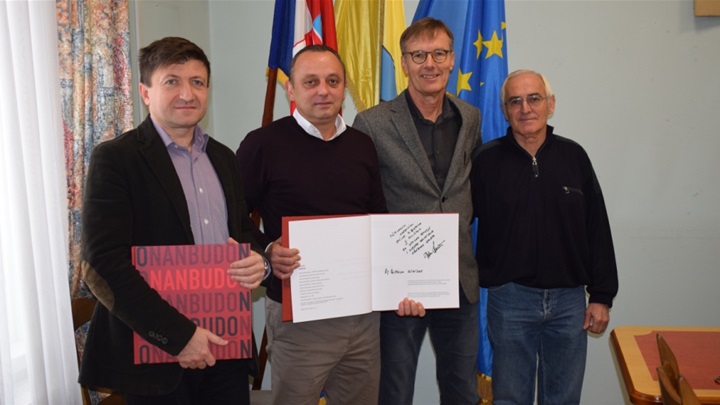 SPORT 18.12_NANBUDO DELEGACIJA HRVATSKO NANBUDO SAVEZA POSJETILA MARIJU BISTRICI3.jpg