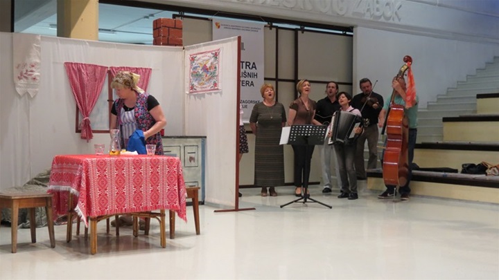 smotra kazališta.JPG