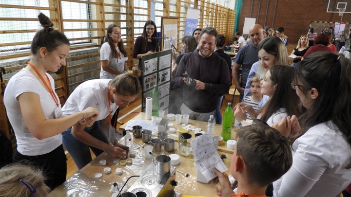 večer znanosti 5.jpg