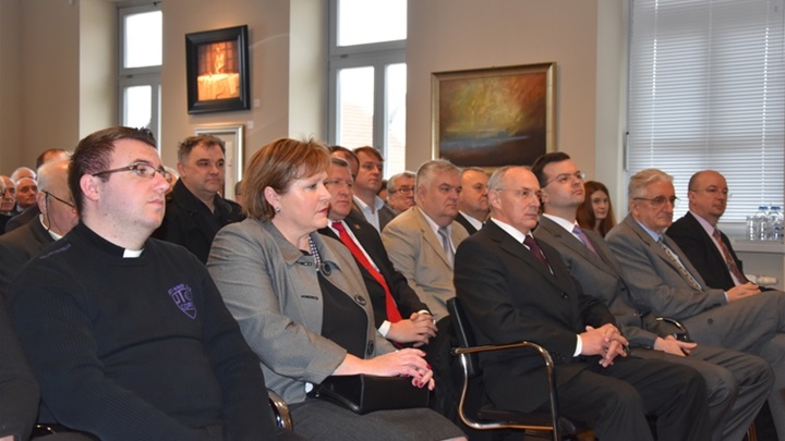 međunarodno priznanje 3.jpg