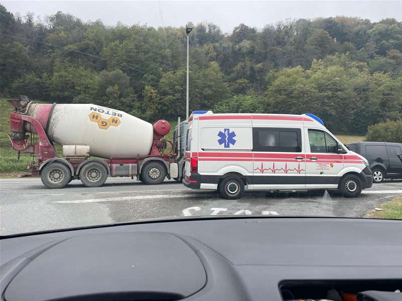 WhatsApp Image 2024-10-18 at 13.50.13 (1).jpeg