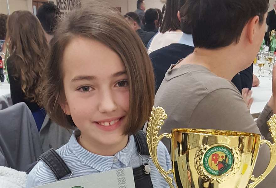 SPORT 6.2._GRACIJA KAČAVENDA 2.jpg