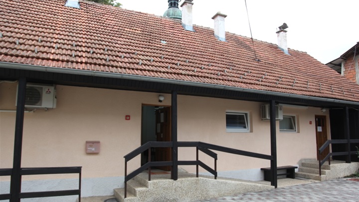 centar za socijalnu skrb donja stubica prije renovacije.jpg