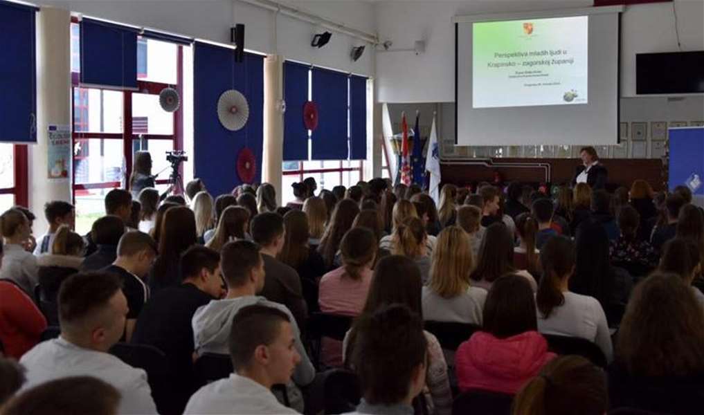 susreti s maturantima 1.jpg