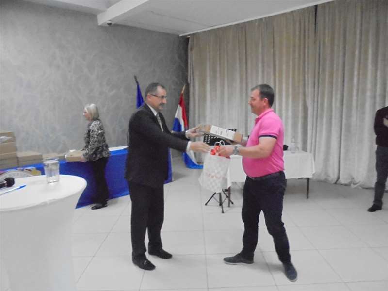 donacija računala 3.jpg