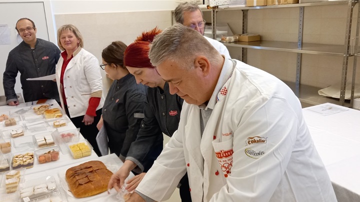 interslast_ŽIRI INTERSLASTA.jpg