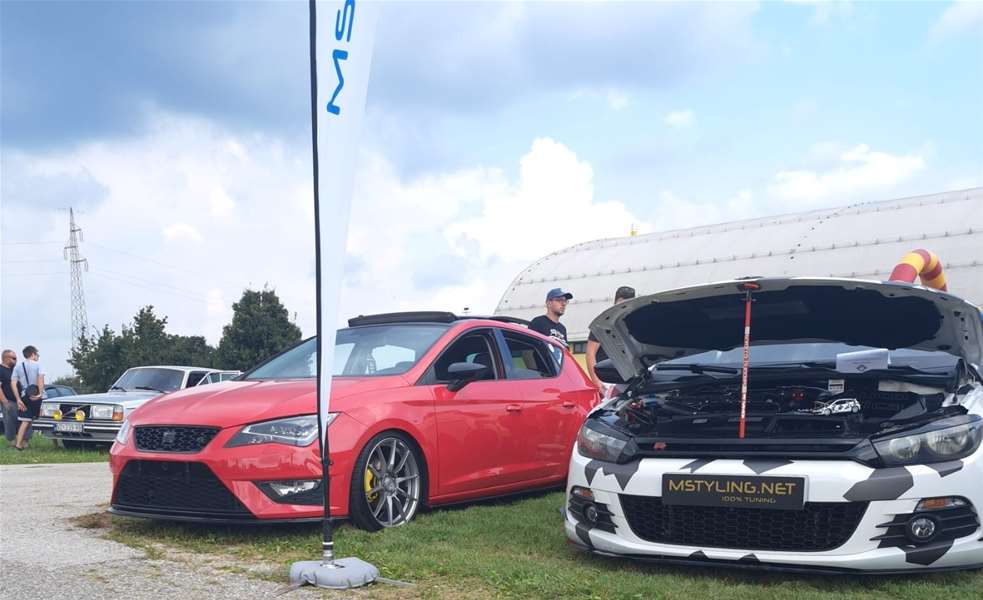 car show.jpg