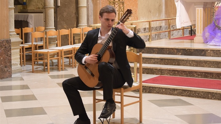 Luka Lovreković otvorio koncertnu sezonu 1.jpg