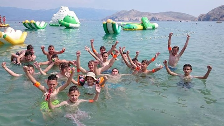 pioniri mladosti na krku 2.jpg