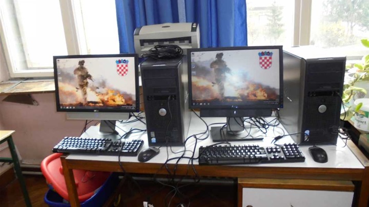 DONACIJA RAČUNALA ZABOK 5.jpg