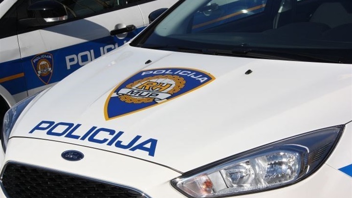Policija