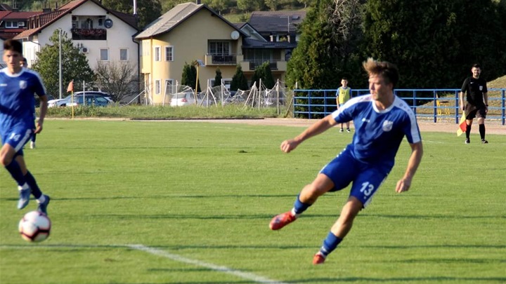 facebook_1599120994456_6707199583532498658 (1).jpg