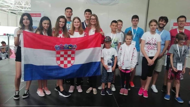 šah