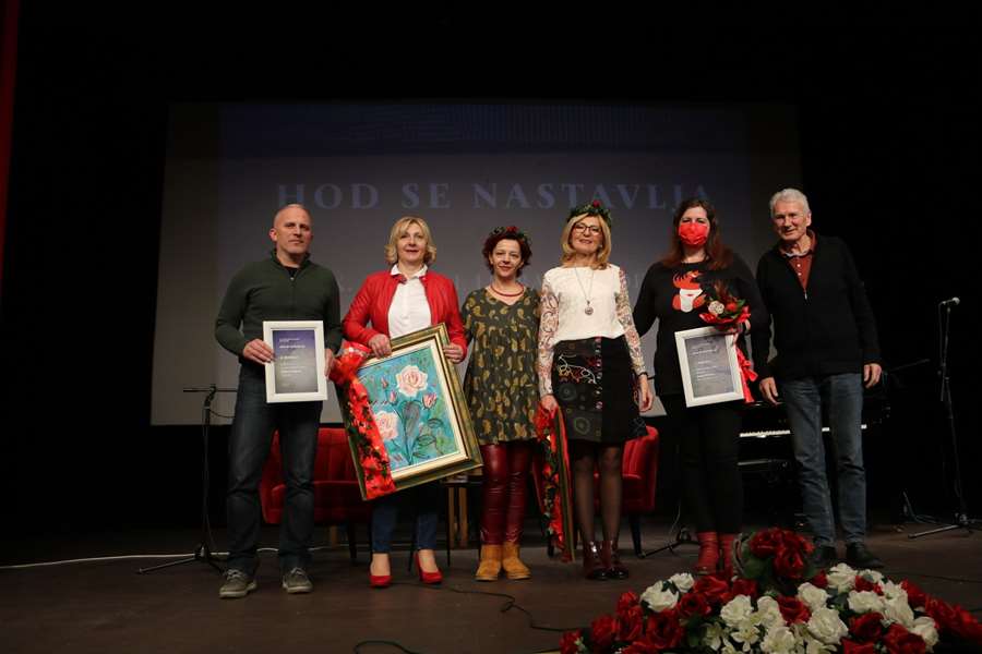 Jeleni Stanojčić prva nagrada i Vjenčić ''Željke Boc'', Sanji Kovačić nagrada publike, Martini Sviben Vjenčić publike12.JPG