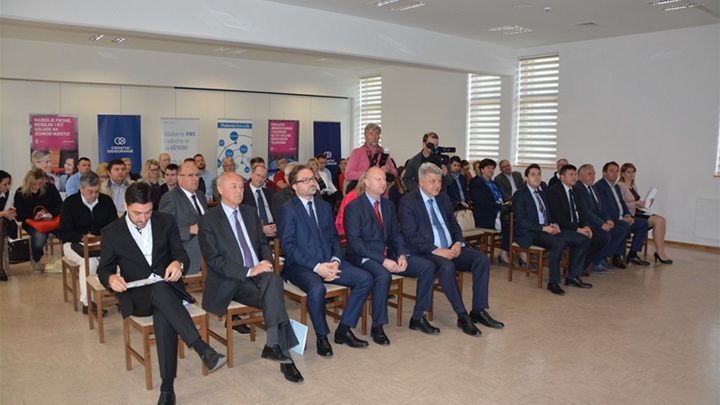 poslovni uzlet 1.jpg