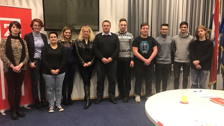 Savjet mladih Grada Zaboka.jpg