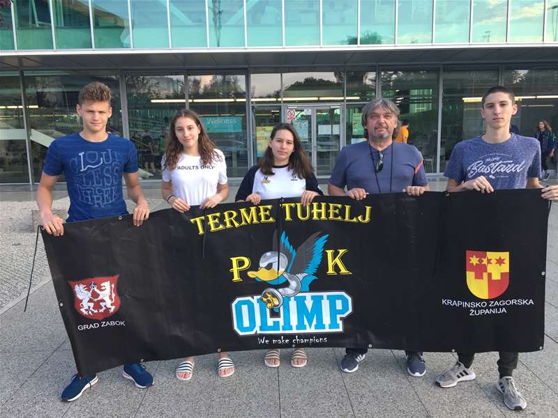 plivanje zlatni medvjed