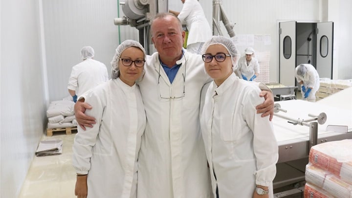 Zoran Horvat s kćerima Ivonom i Ivanom