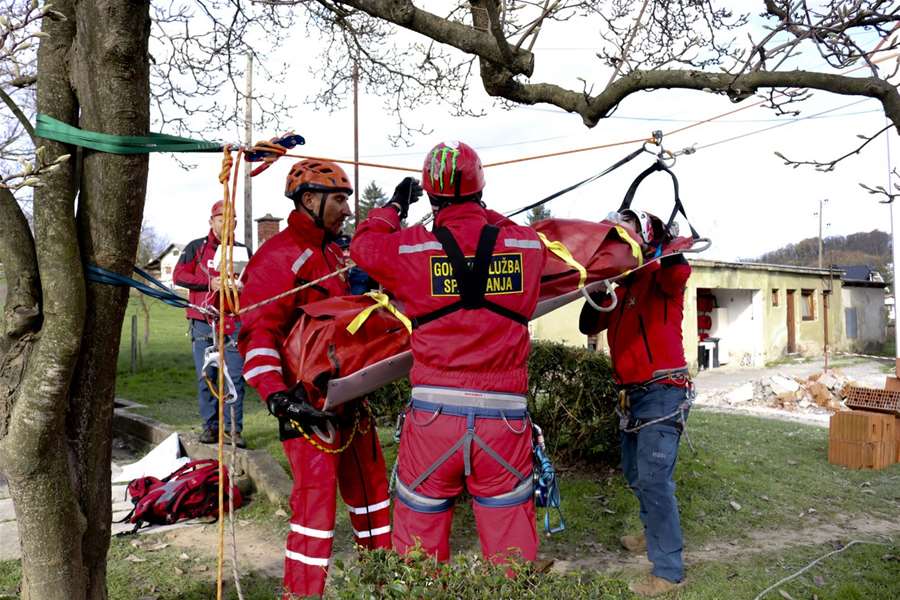 vježba potres veliko trgovišće (2).jpg