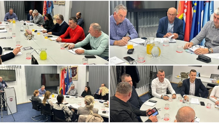 naslovna2 - 2024-12-13T104612.542.jpg