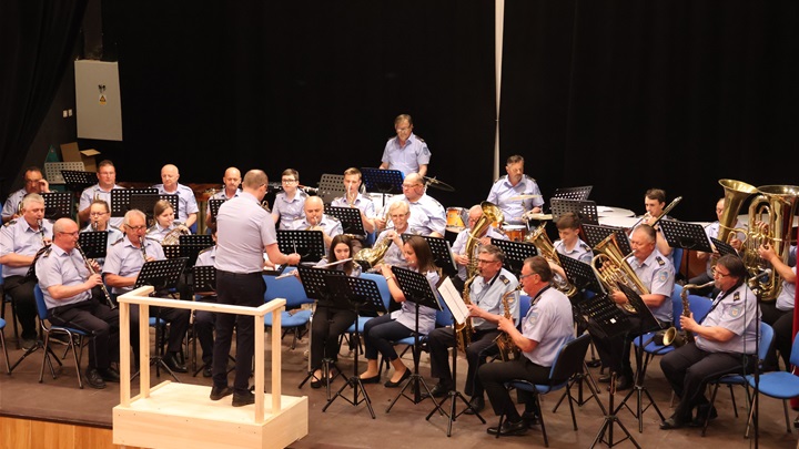 Povratak puhača na smotru KZŽ12.JPG