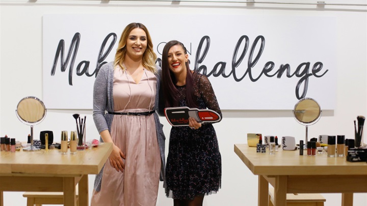 Lucija s protivnicom iz finala