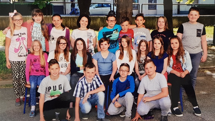 malo drugačiji tajni prijatelj